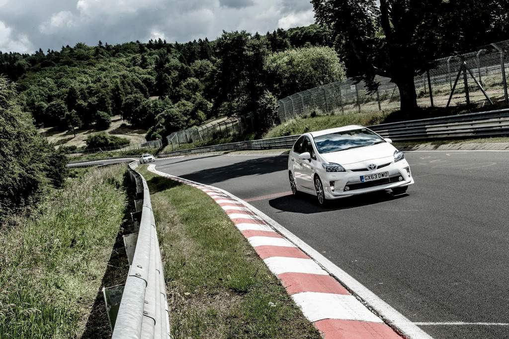 Toyota Prius PHEV Nurburgring Fuel Efficiency
