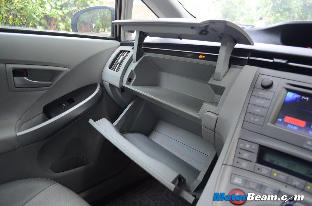 Toyota Prius Test Drive Glovebox