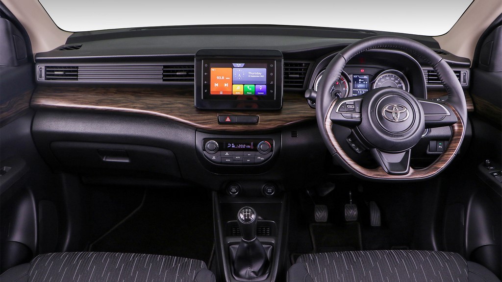 Toyota Rumion Dashboard