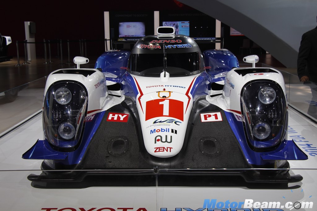 Toyota TS040 Hybrid Front