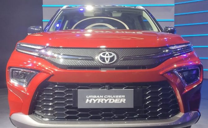 Toyota Urban Cruiser Hyryder Unveiled