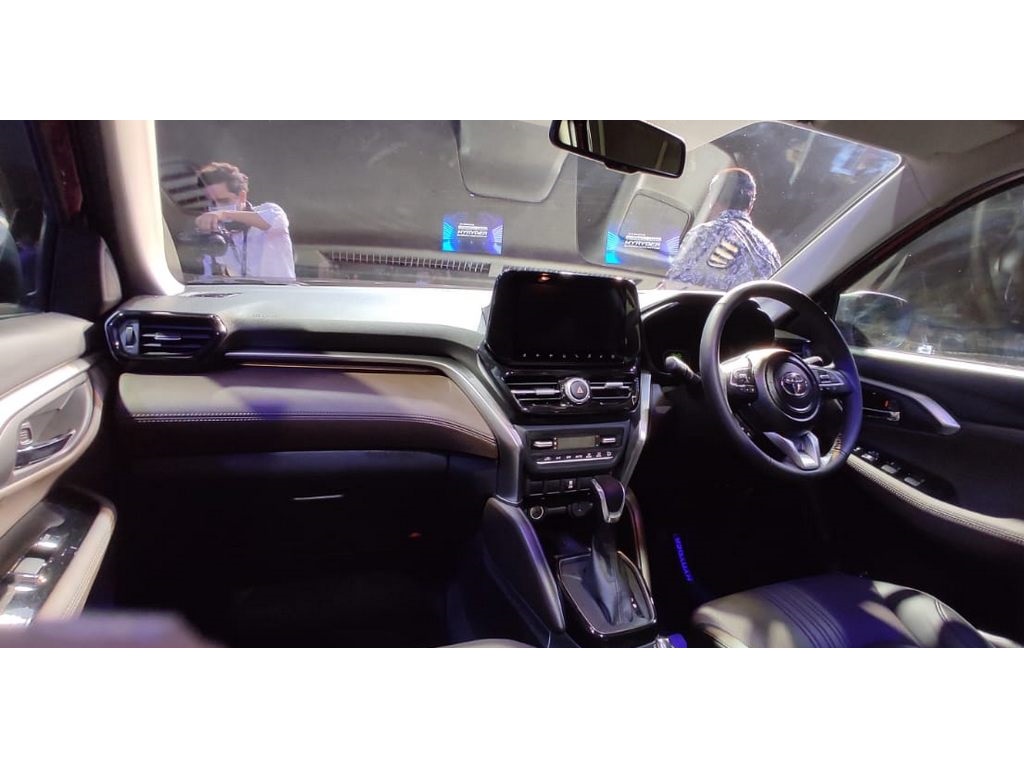 Toyota Urban Cruiser Hyryder Unveiled Interiors