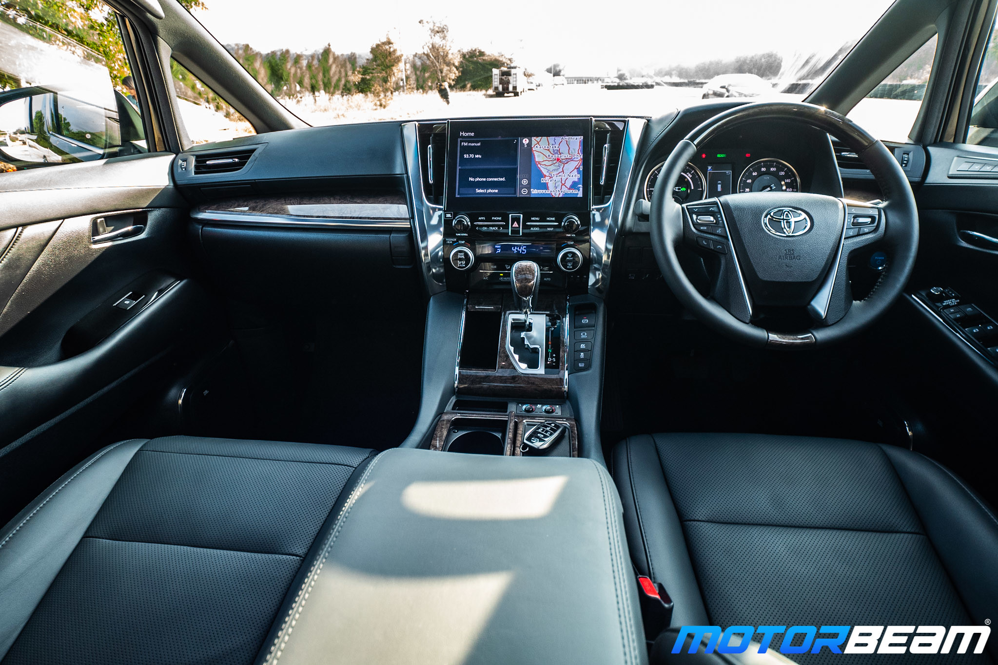 Toyota Vellfire All-Black Interior