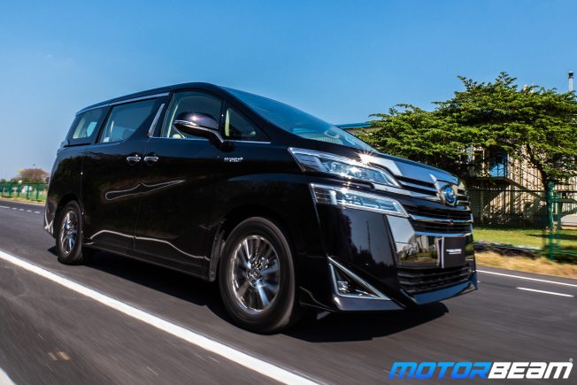 Toyota Vellfire Features