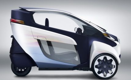 Toyota i-ROAD EV Concept Side