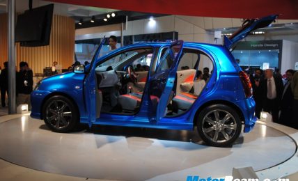 Toyota_Etios_2010_Auto_Expo