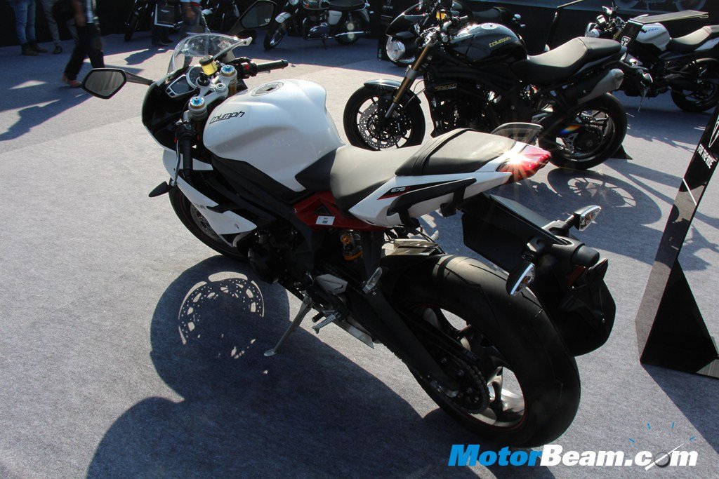 Triumph Daytona Rear