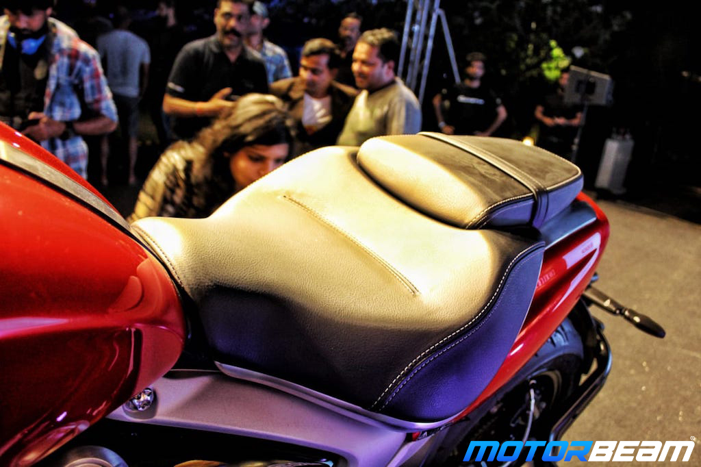 Triumph Rocket 3 Seats
