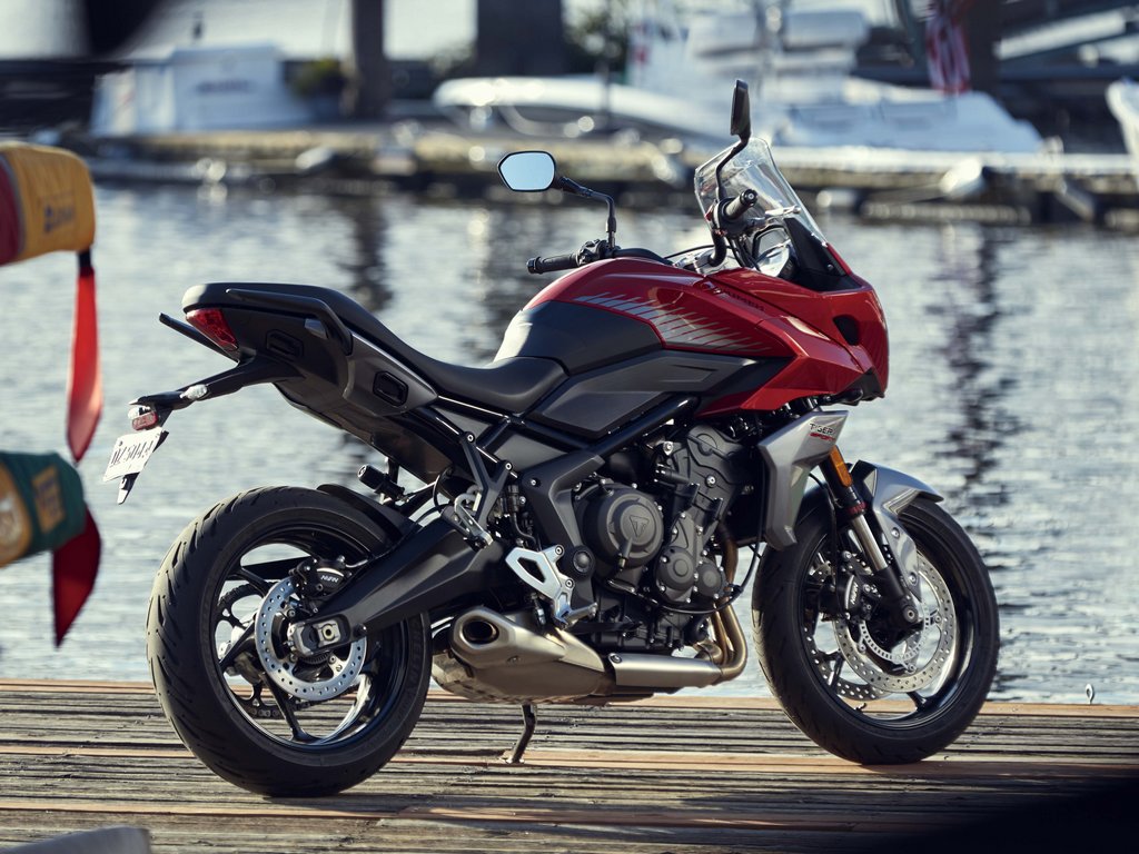 Triumph Tiger Sport 660 Side