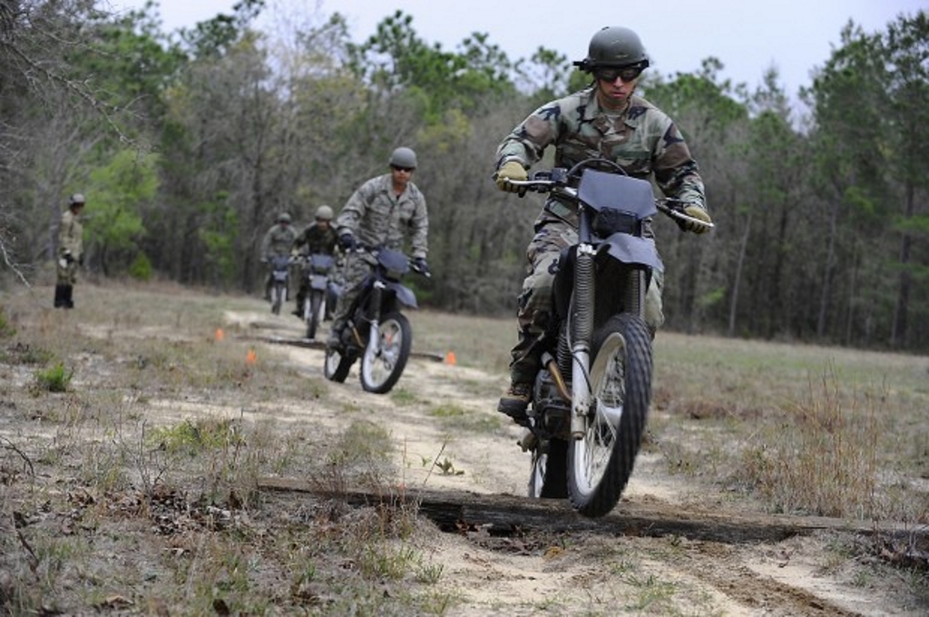 US Military Hybrid Electric Vehicles