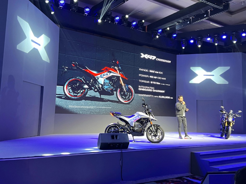 Ultraviolette-X47-Crossover-reveal-side