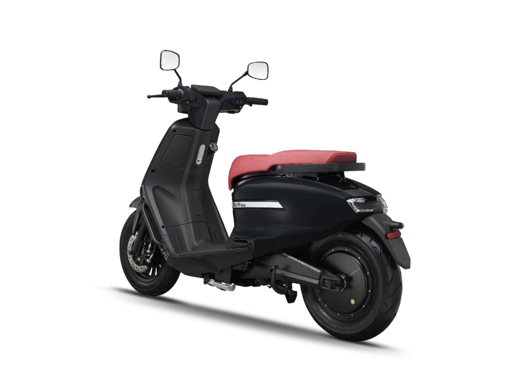 VLF Tennis 1500 rear