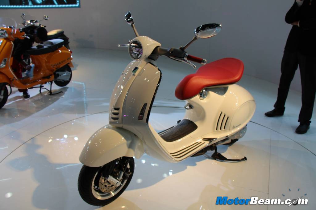 Vespa 946 Auto Expo