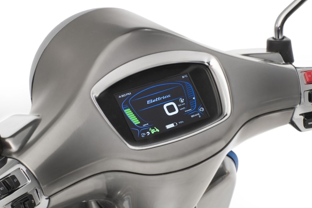 Vespa Elettrica Features