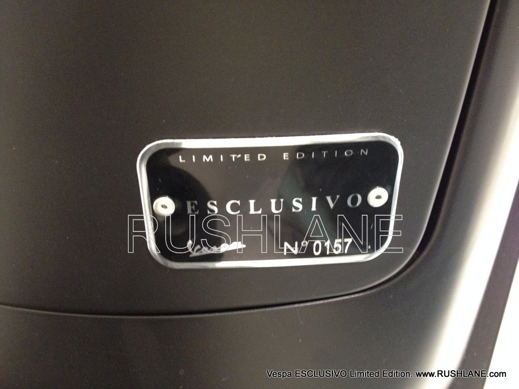 Vespa Esclusivo Limited Edition Badge