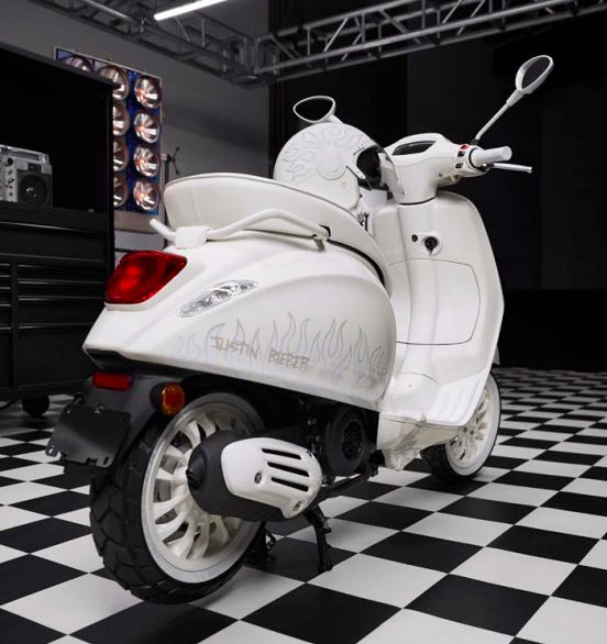 Vespa Justin Bieber Edition Rear