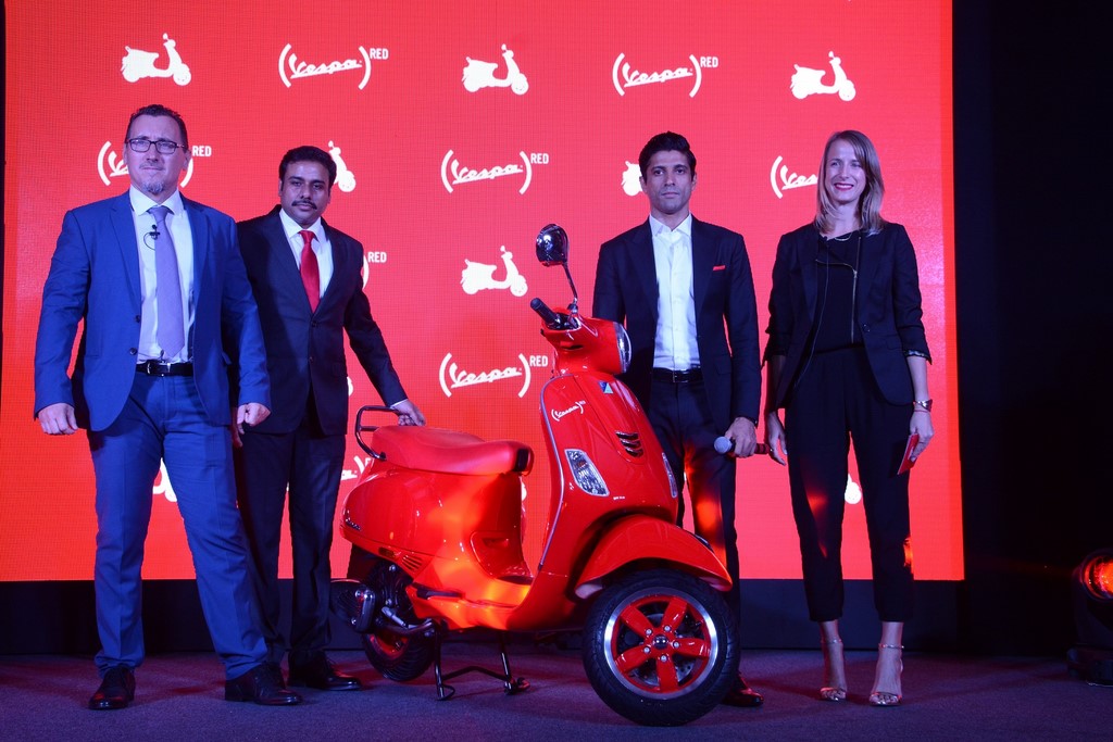 Vespa RED Front