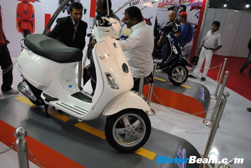 vespa lxv 125 review