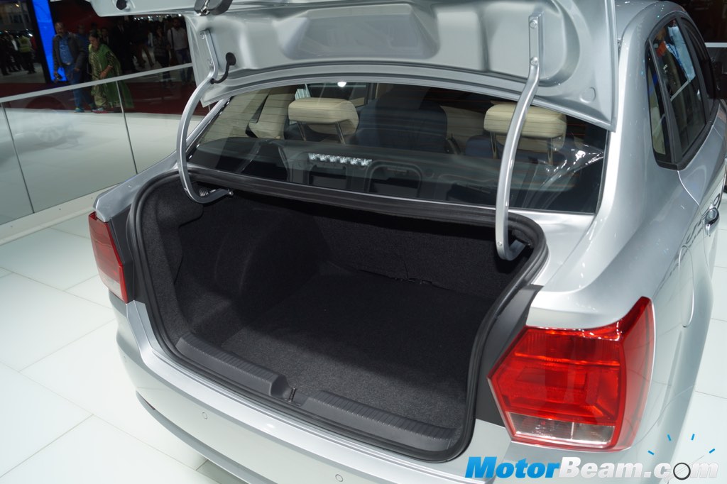 Volkswagen Ameo 3