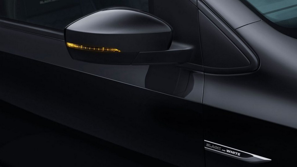 Volkswagen Black & White Edition Exterior