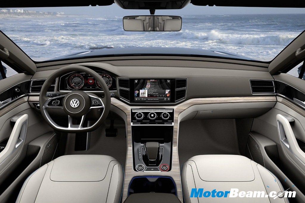 Volkswagen CrossBlue SUV Concept Interiors