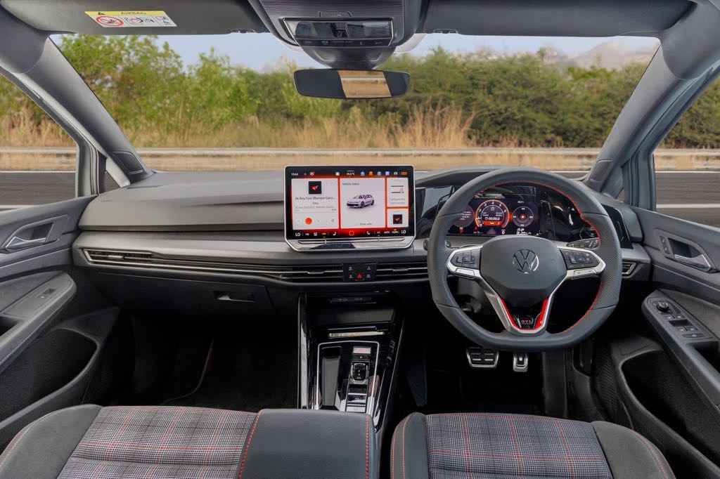 Volkswagen Golf GTI Interior