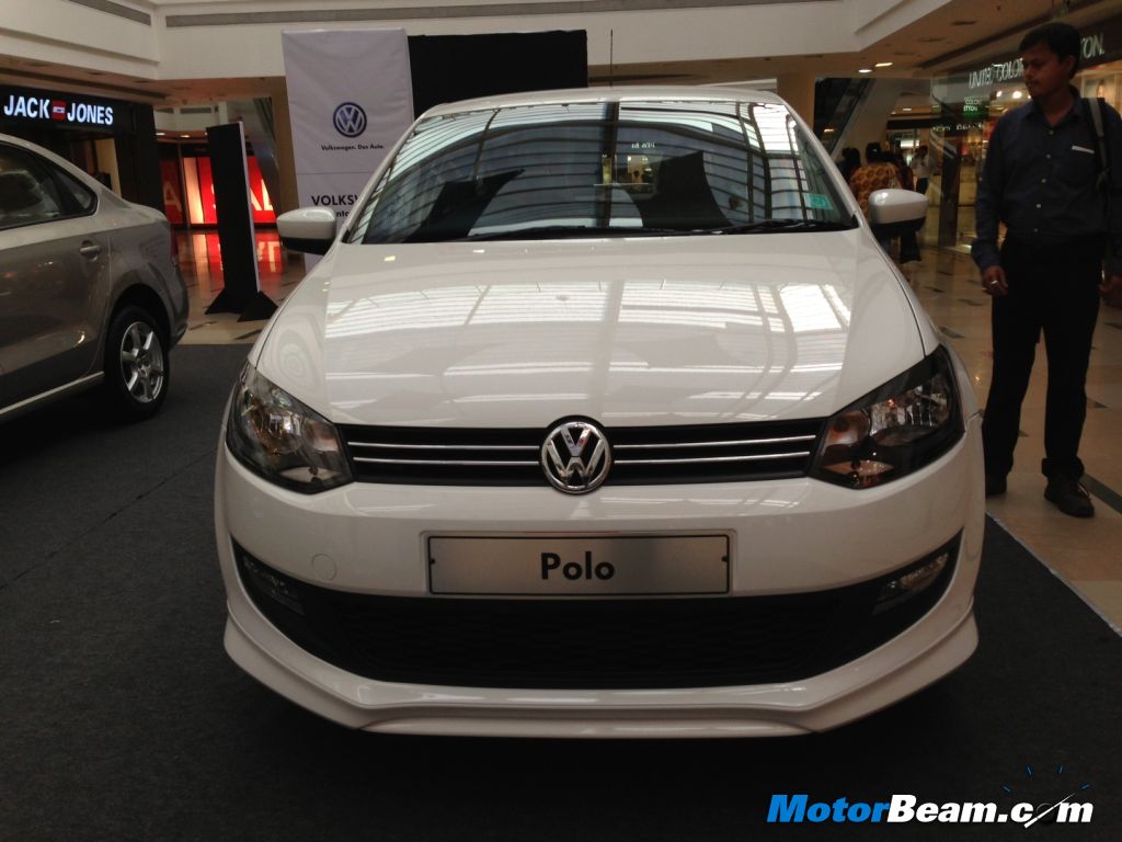 Volkswagen Polo SR front