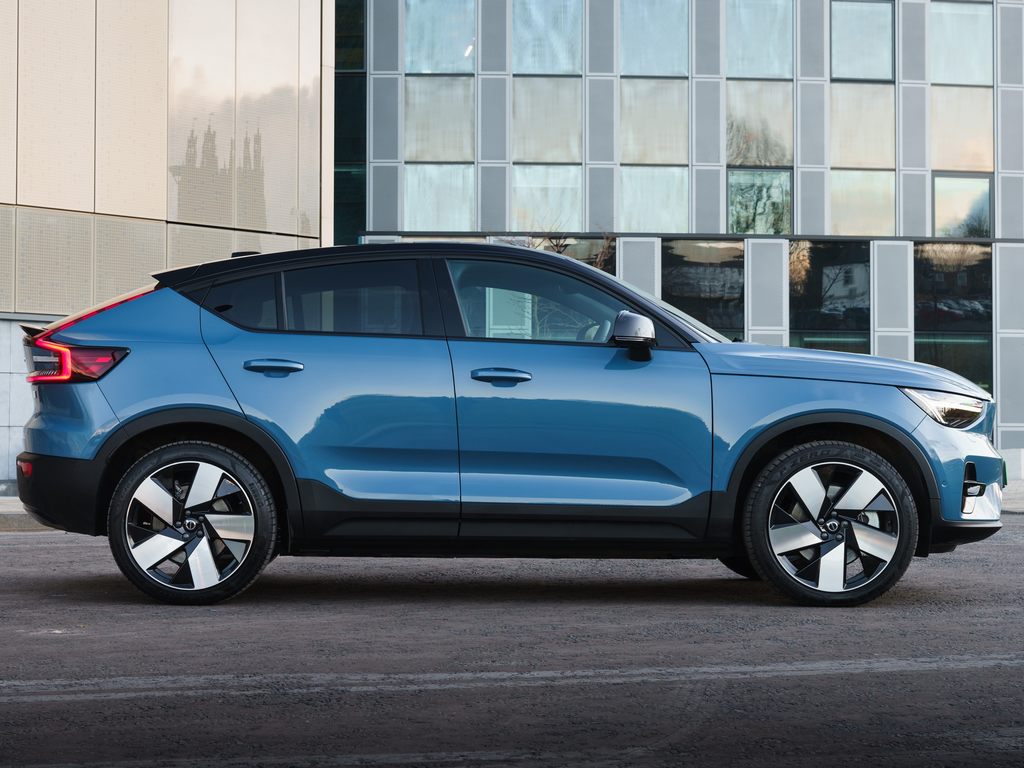 Volvo C40 Recharge India Side