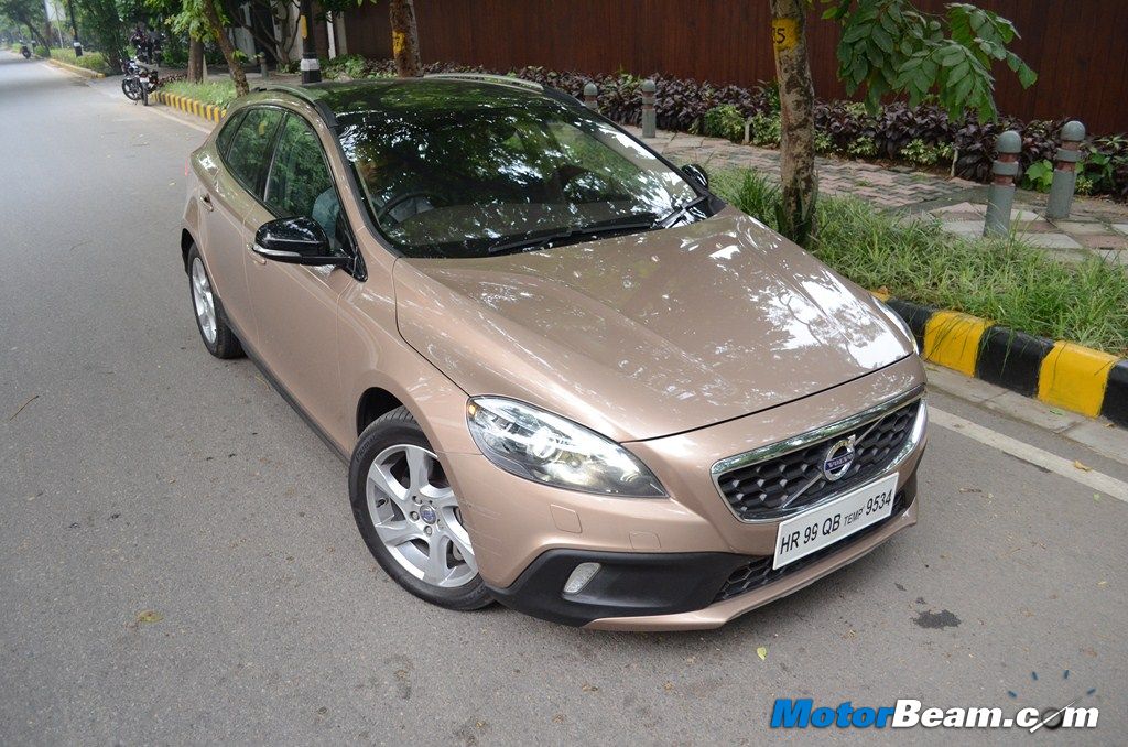 Volvo V40 Cross Country Test Drive Review