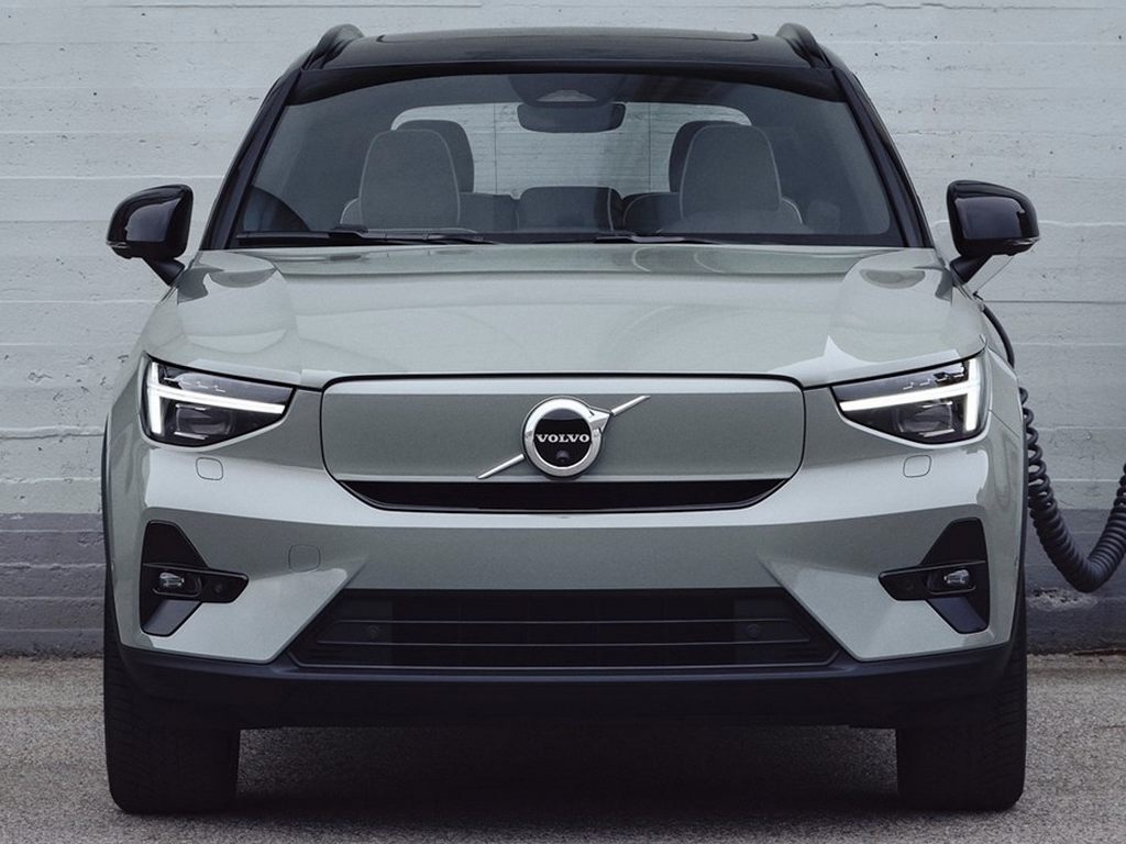 Volvo XC40 Recharge Launch Front