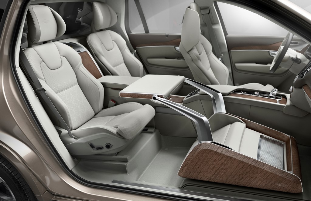 XC90 Excellence Lounge Console Multipurpose Table