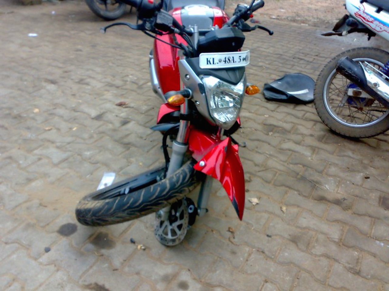 Yamaha FZ Accident