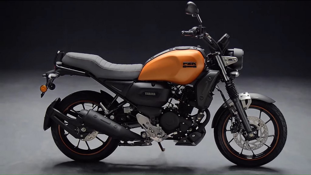 Yamaha FZ-X Side Profile