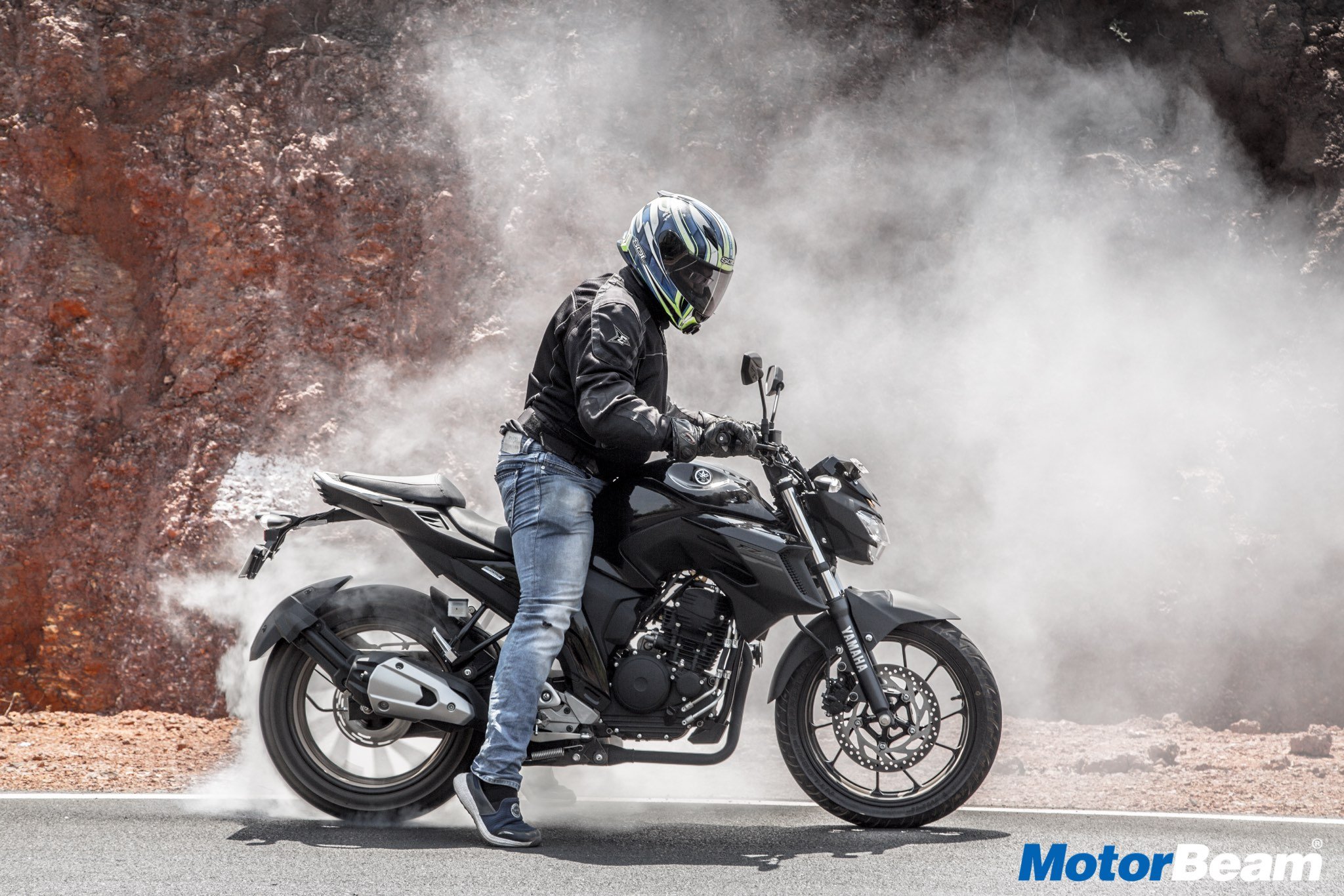 Yamaha FZ25 Road Test Video