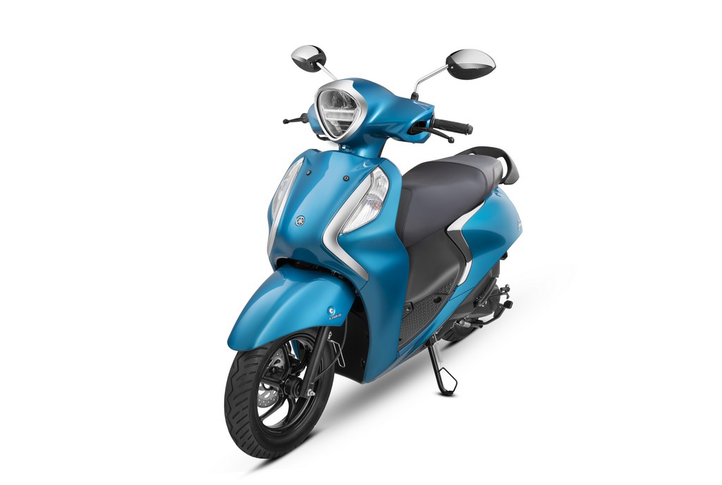 Yamaha Fascino 125 Hybrid Cyan Blue