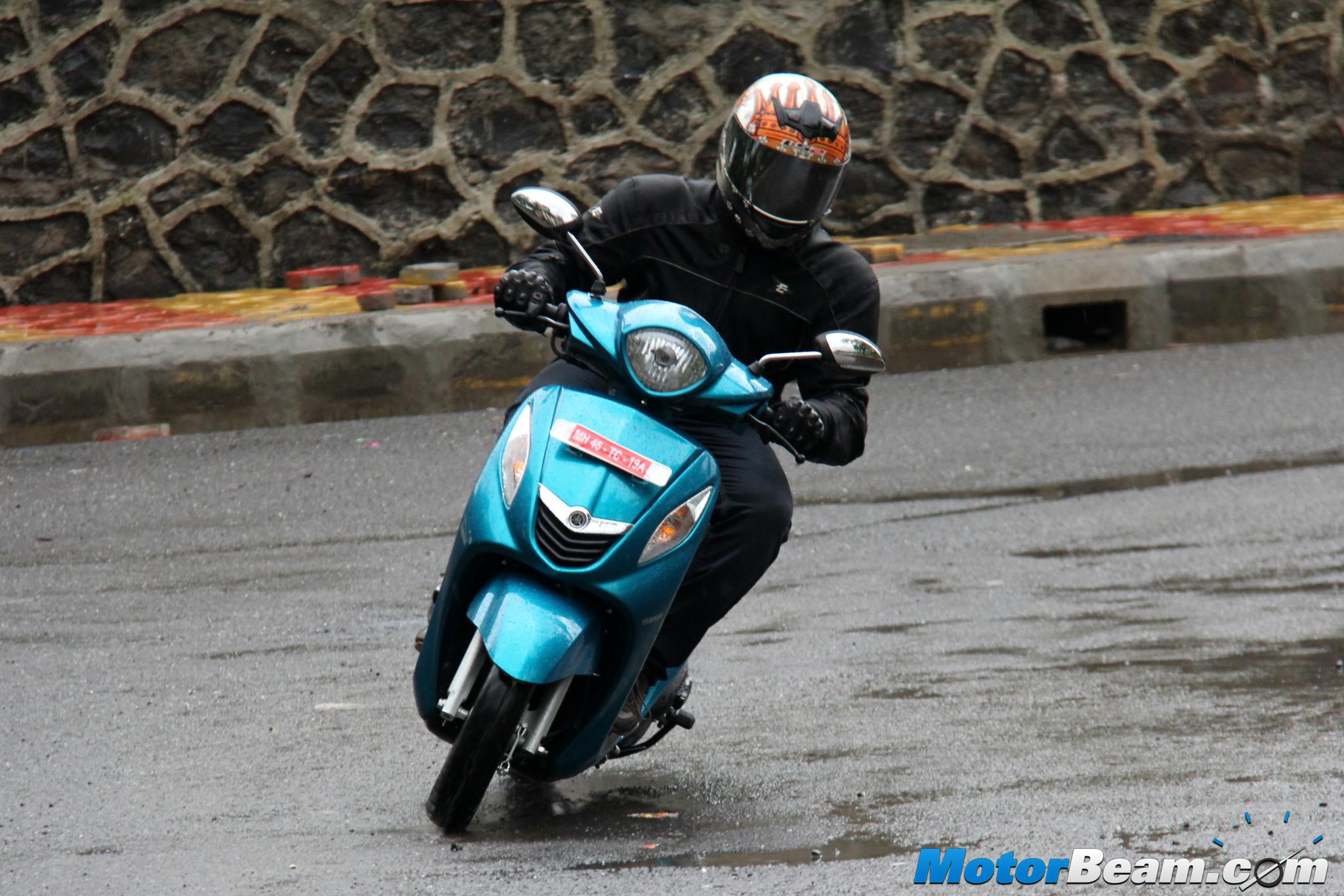 yamaha scooty fascino