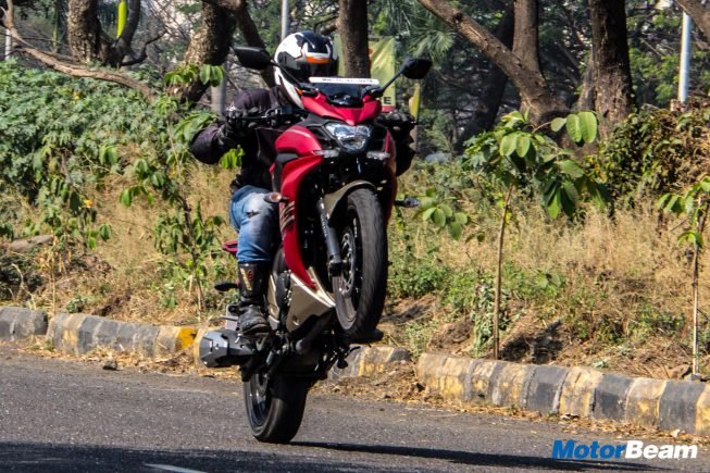 Yamaha Fazer 25 Video Review