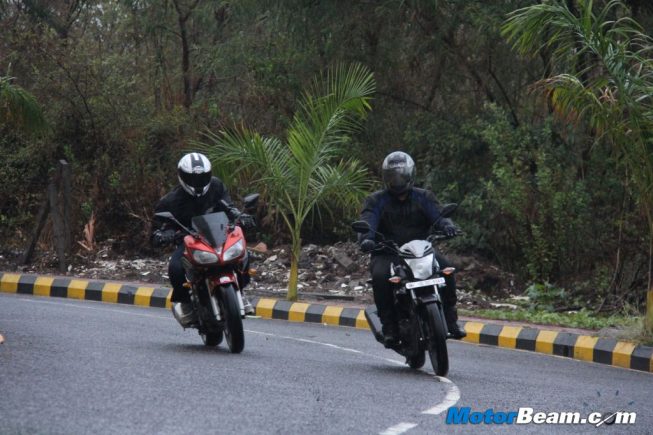 Yamaha Fazer vs Honda CB Trigger Review