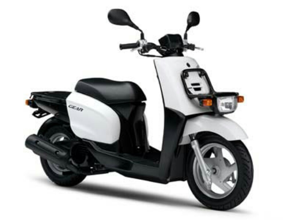 Yamaha Gear Scooter