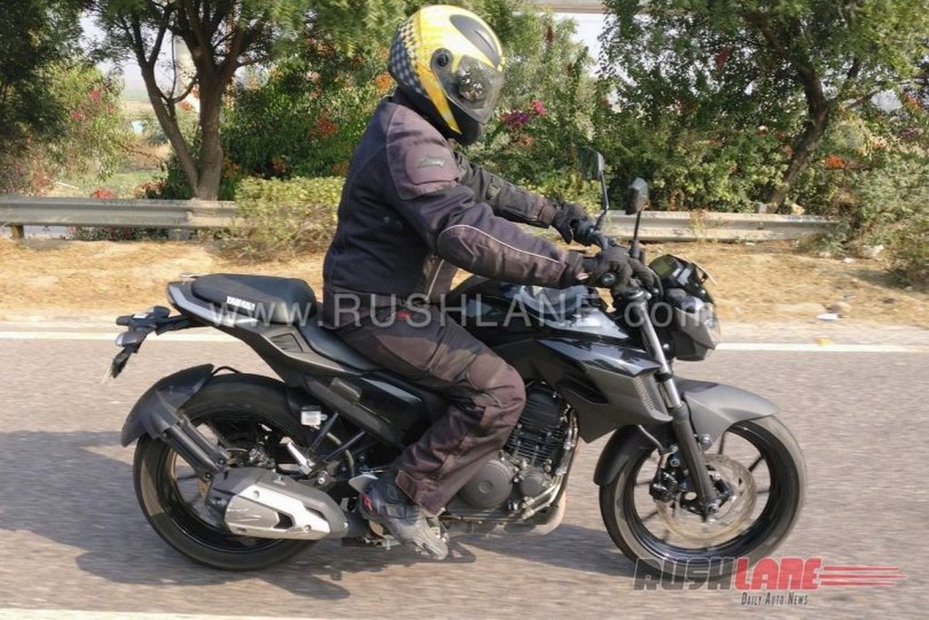 Yamaha Naked Spied