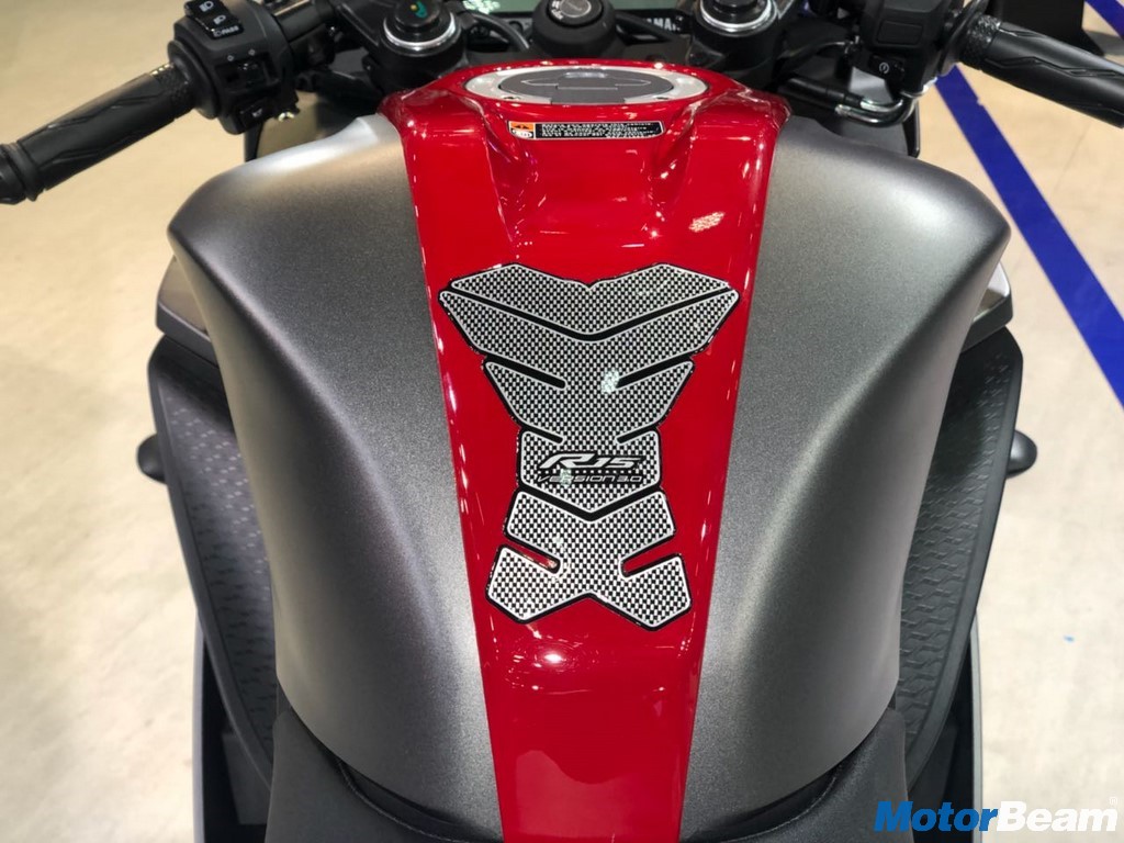 Yamaha R15 Accessories 2