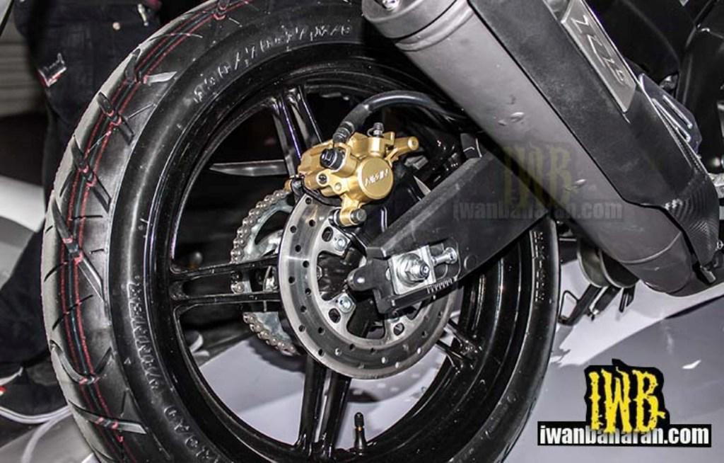 Yamaha R15 Indonesia Tyre