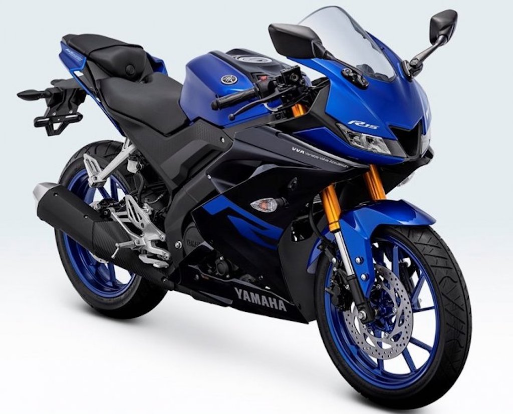 Yamaha R15 Racing Blue