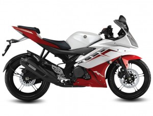 Yamaha R15 Raring Red