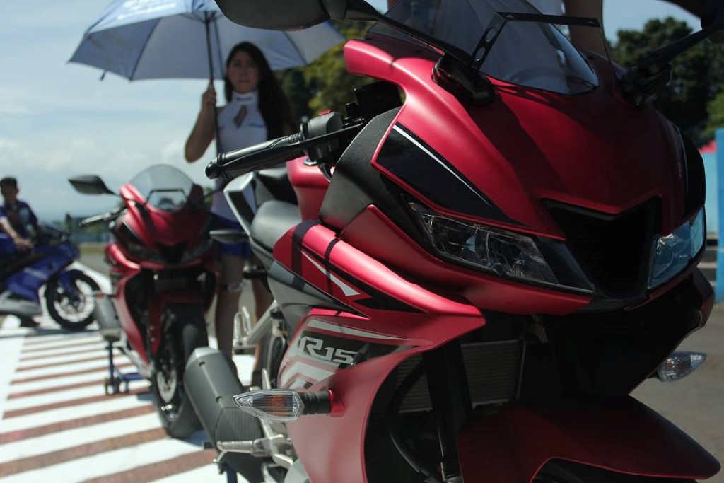 Yamaha R15 V3 Matte Red