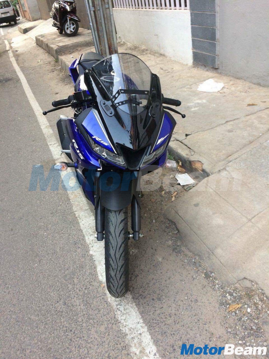 Yamaha R15 v3 Spotted In India