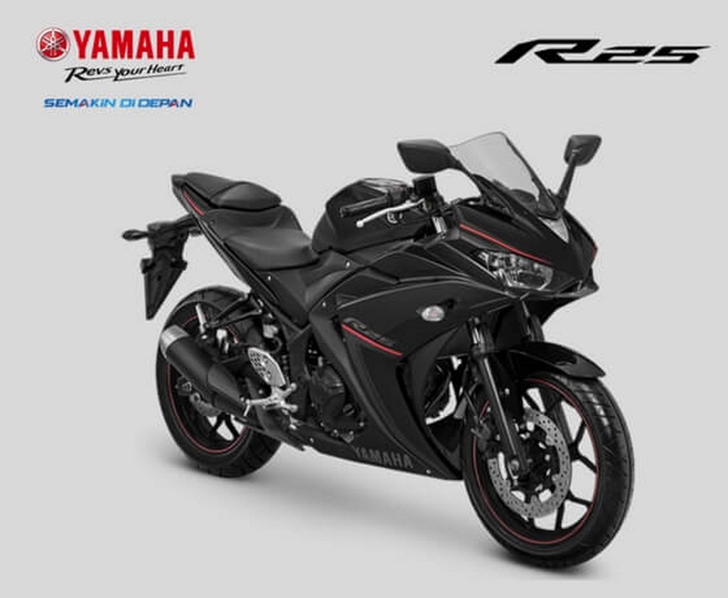 Yamaha R25 Metallic Black