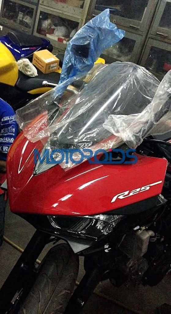 Yamaha R25 Spied Testing India