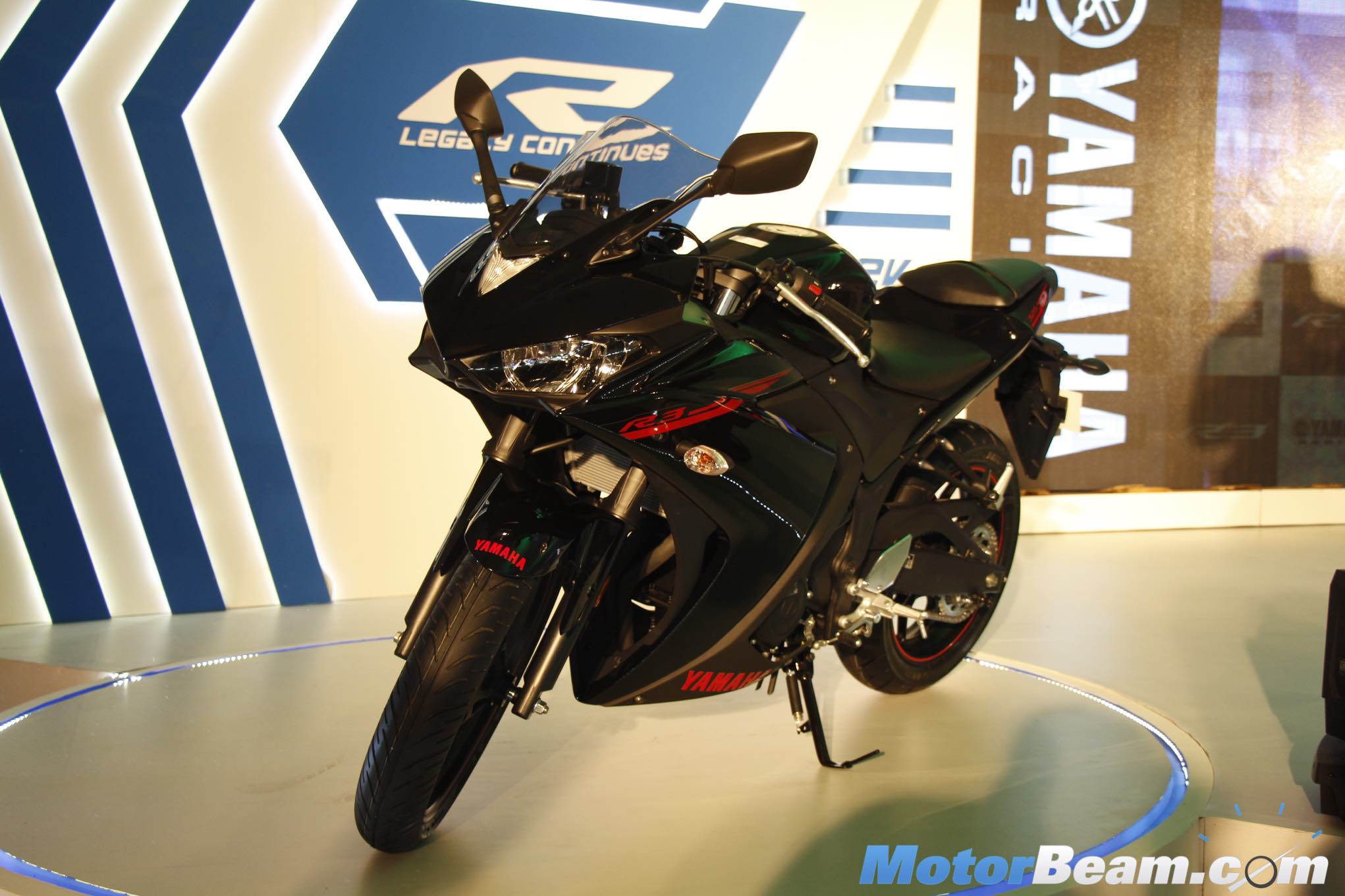 Yamaha R3 Black
