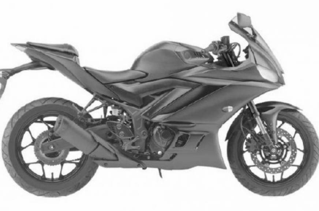 Yamaha R3 Side
